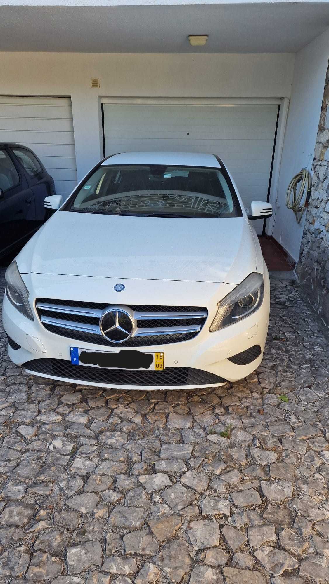 Mercedes A180 - Ano2015 - 79.600km - Particular