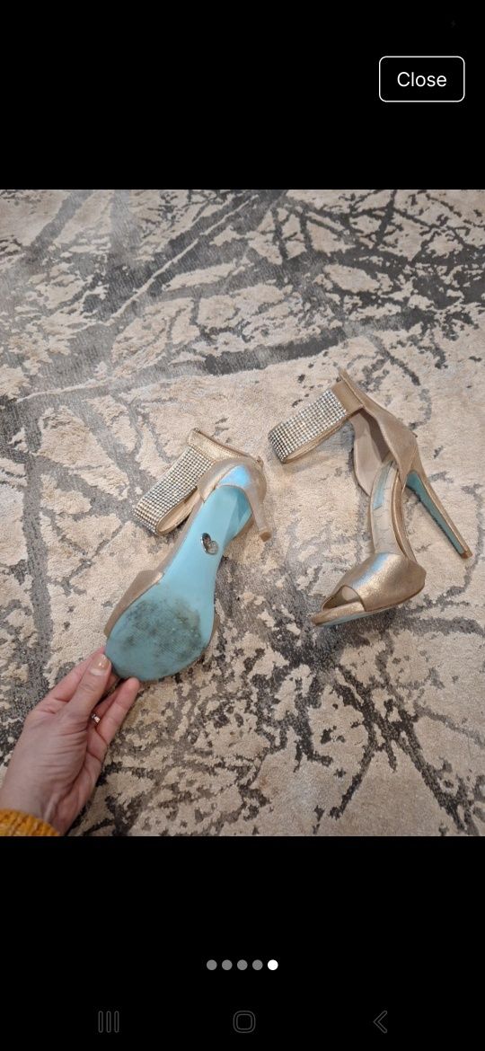 Zapatos Betsey Johnson 38.5