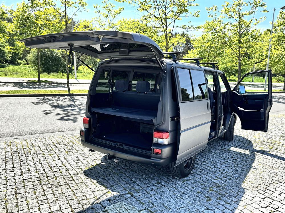 Vw transporter 2.5 tdi caravelle (RESERVADA)