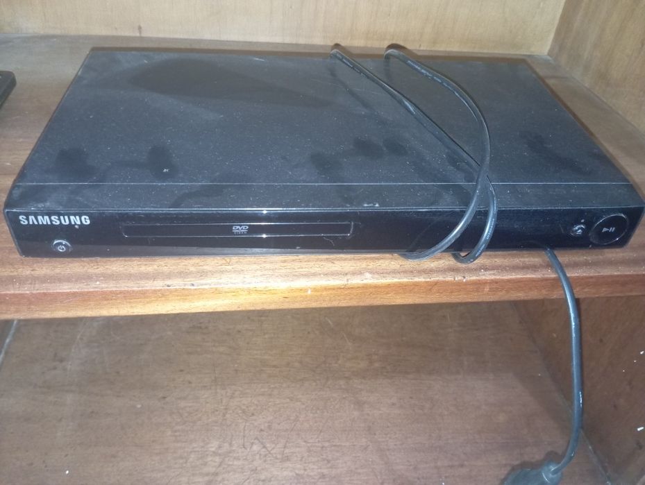 Leitor de DVD em bom estado