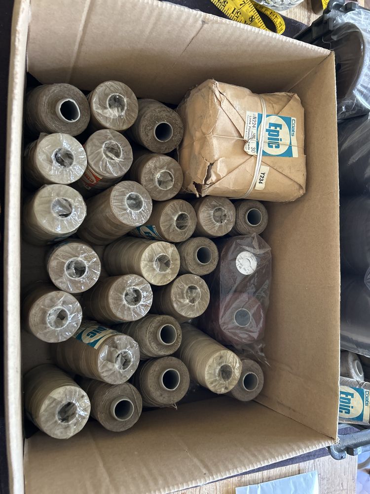 Vendo Rolos de Linha