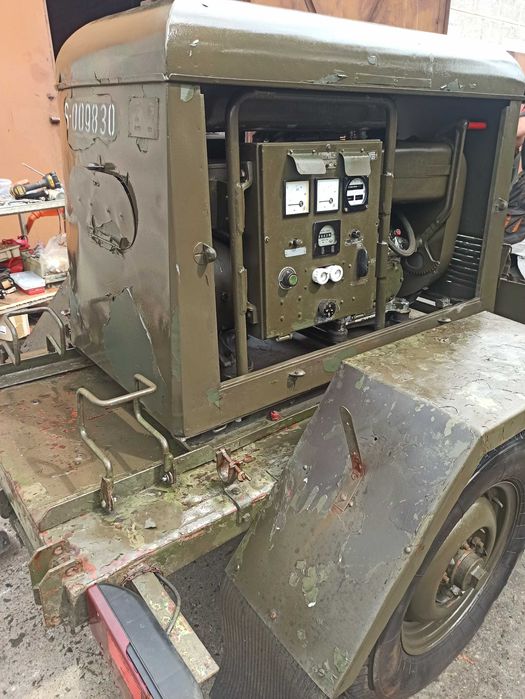 Agregat prądotwórczy PAB 4 4,8 kw 230V na przyczepie