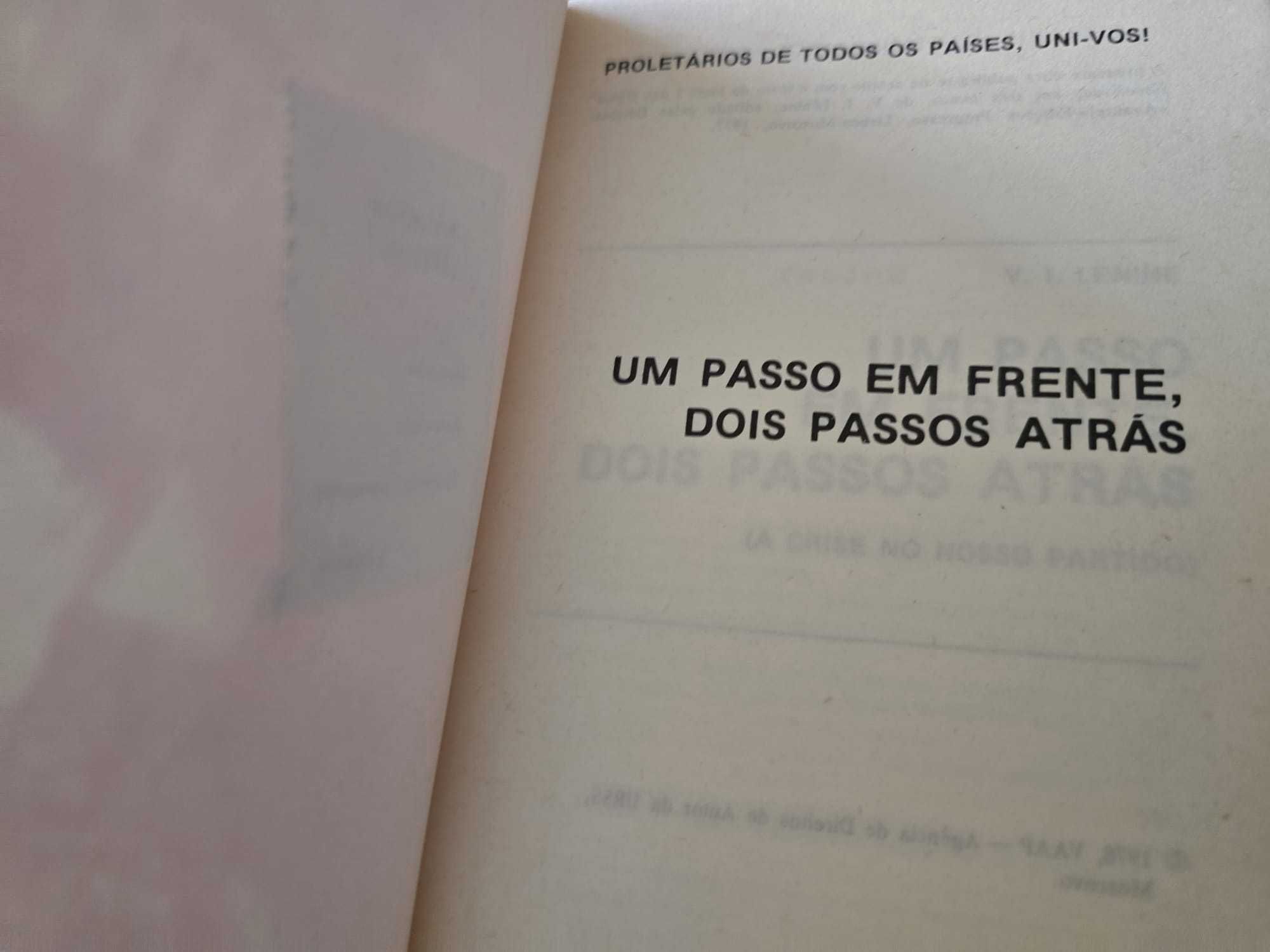 Um Passo Em Frente Dois Passos Atrás - V.i. Lenine