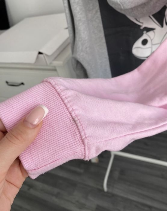 Boohoo S/36 różowa bluza z kapturem o krótkim kroju