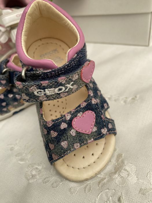 Geox Sandalias Tenis menina tamanho 20 e 21