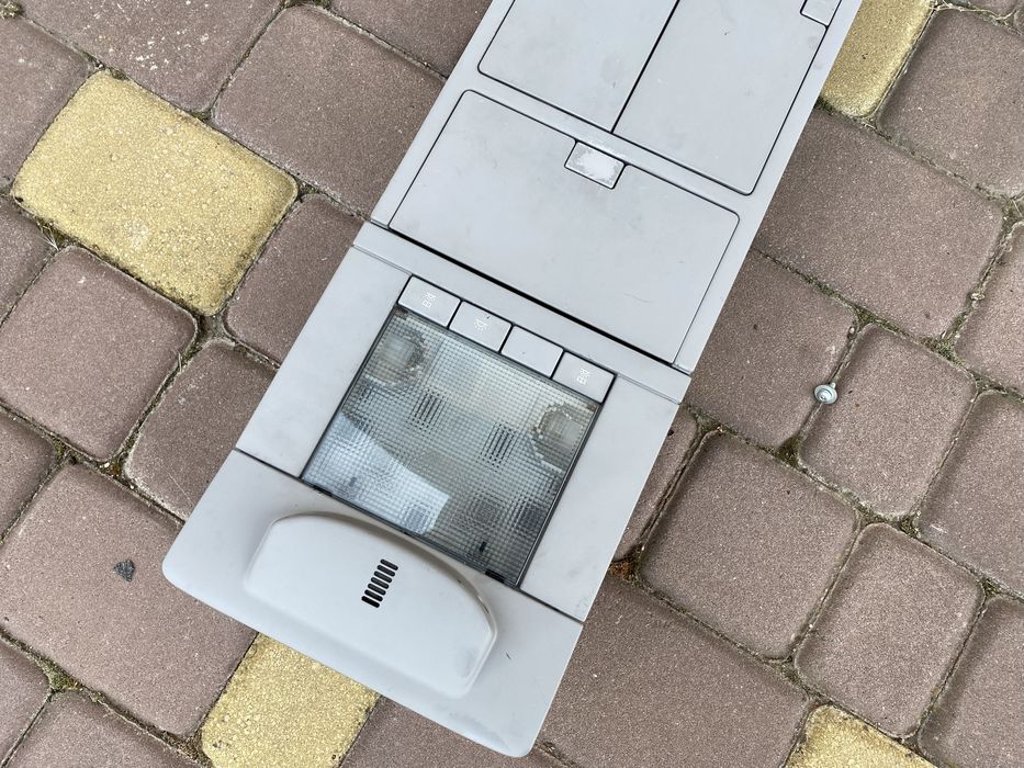 Бардачок потолка плафон Opel Signum 24436069