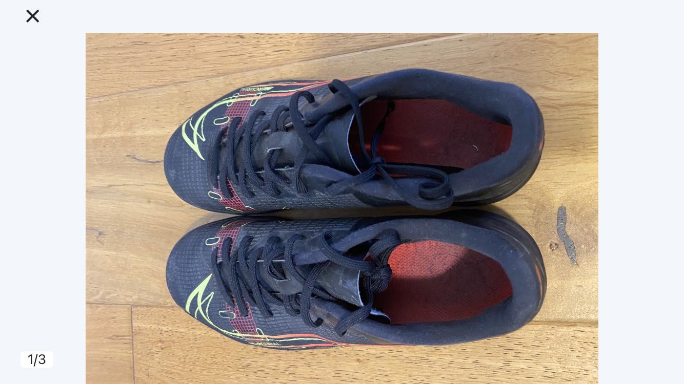 Czarne halówki NIKE rozmiar 37
