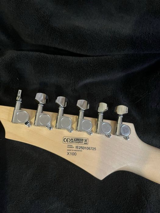 Електрогітара CORT X100 OPBC