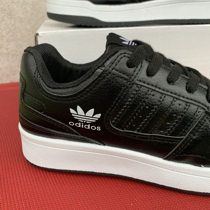 Кросівки  чорні р37.38.39.40.41