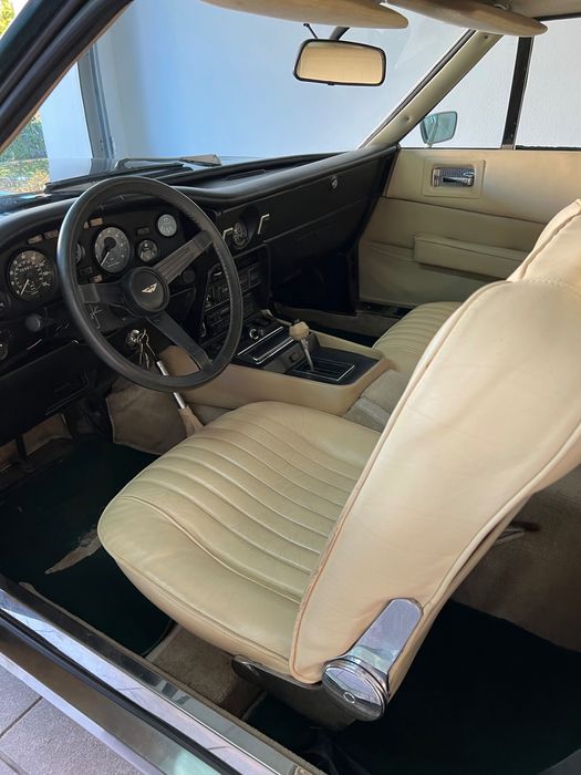 ASTON MARTIN AM V8 - série 3 - 1977
