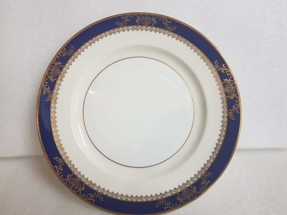 Serviço de jantar da Royal  Grafton Inglês    com 79  peças