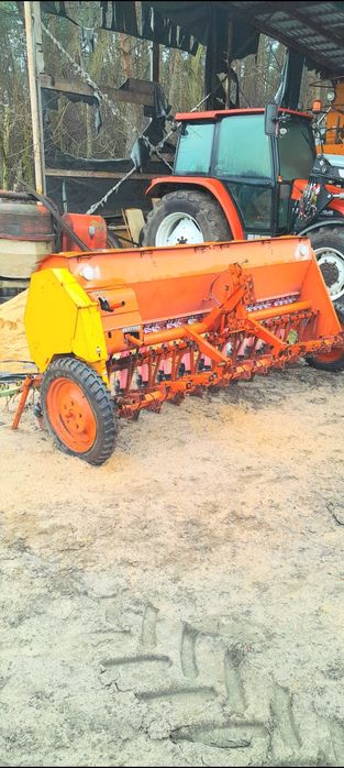 Siewnik poznaniak 2,7 skrzynia mechaniczna stan idealny,  siewka Amazo
