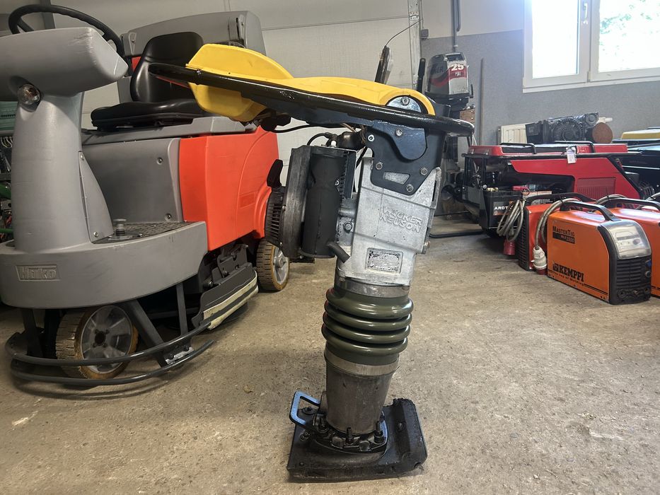 Skoczek stopa wibracyjna Wacker BS 60-2 (47)
