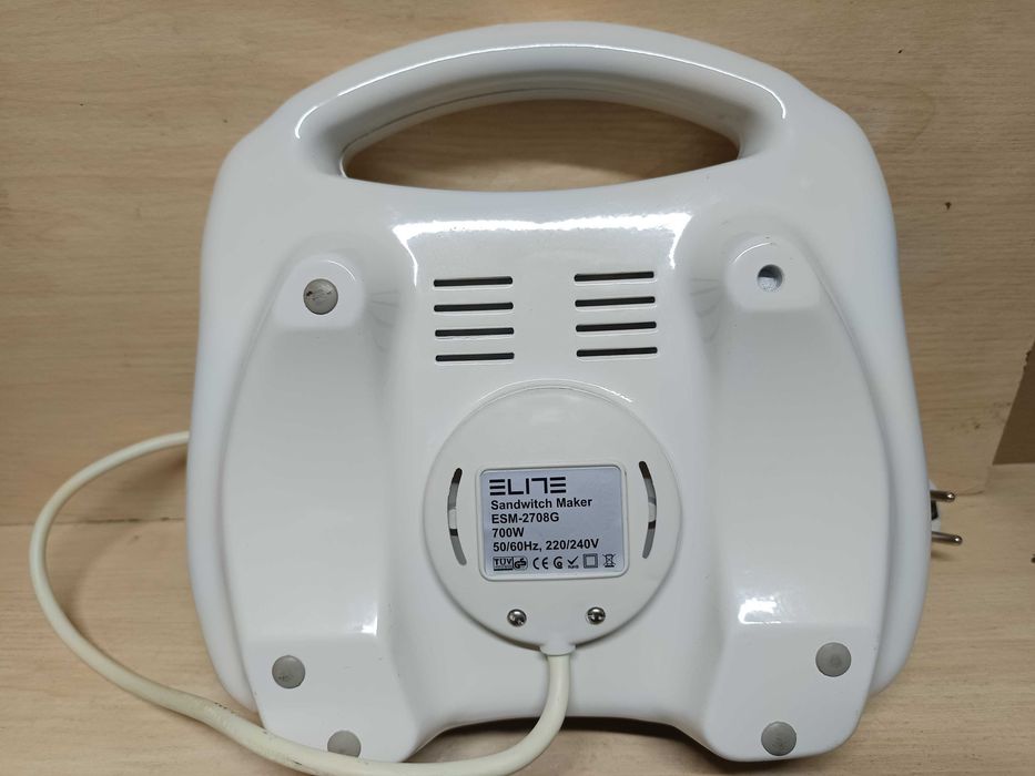 Бутербродниця, тостерниця.