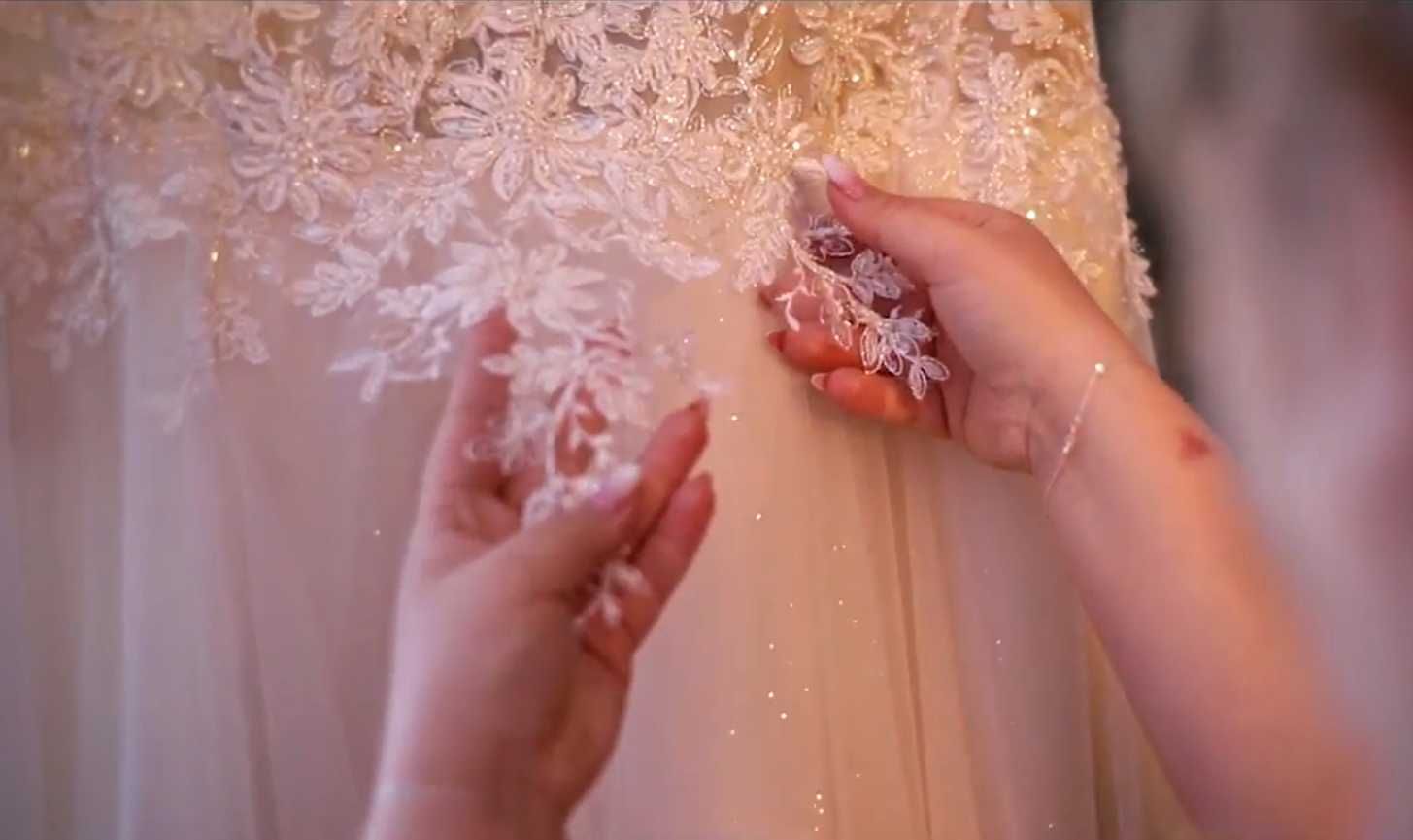 Suknia ślubna, niska cena PRZEŚLICZNA, rozmiar plus size