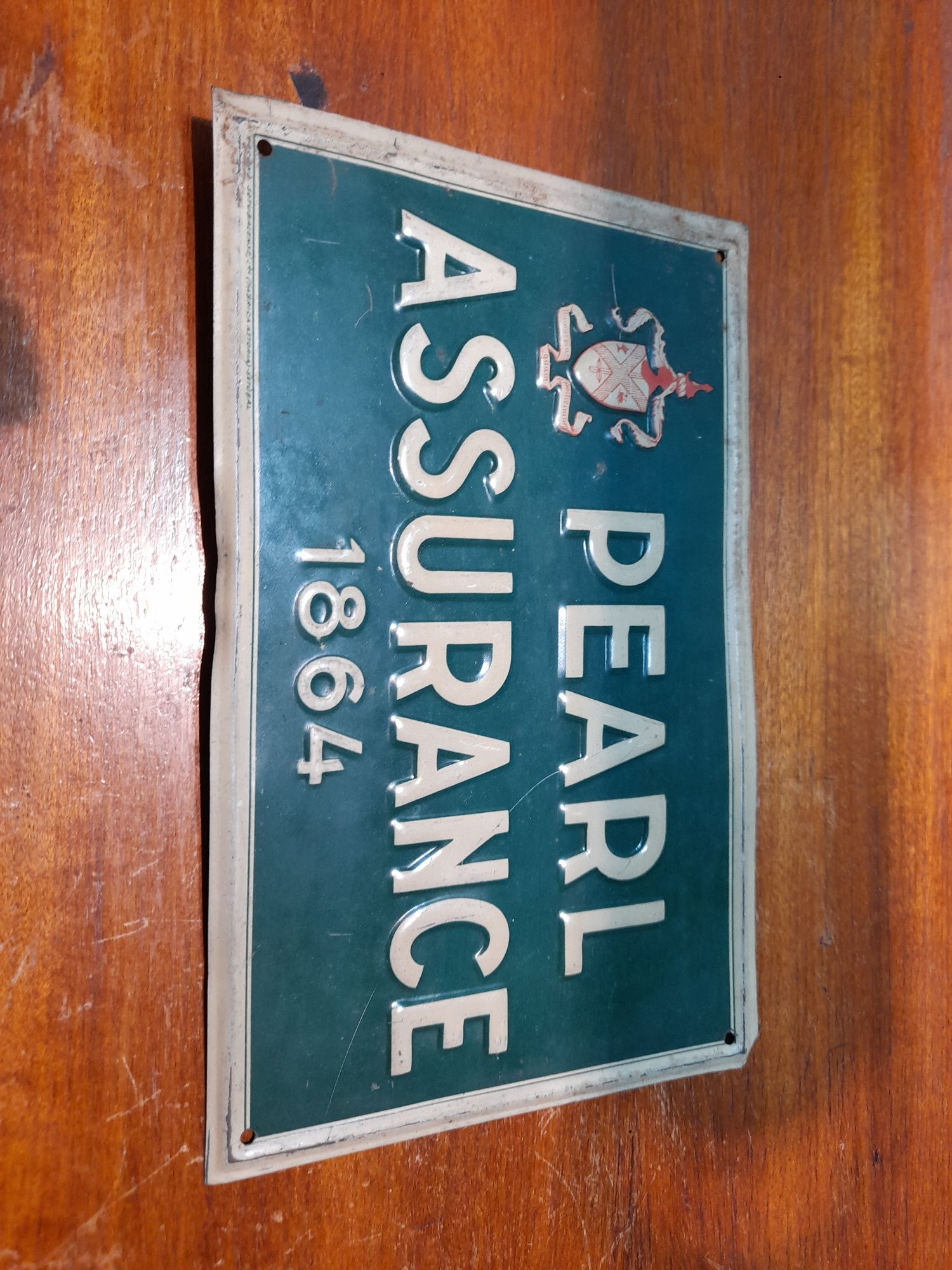 Placas companhia de seguros - Soberana, Tagus e Pearl Assurance