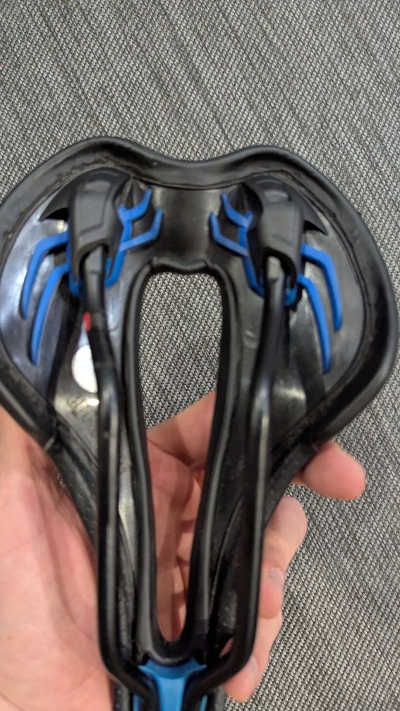 Седло Selle Max SLR карбон 291г made in italy