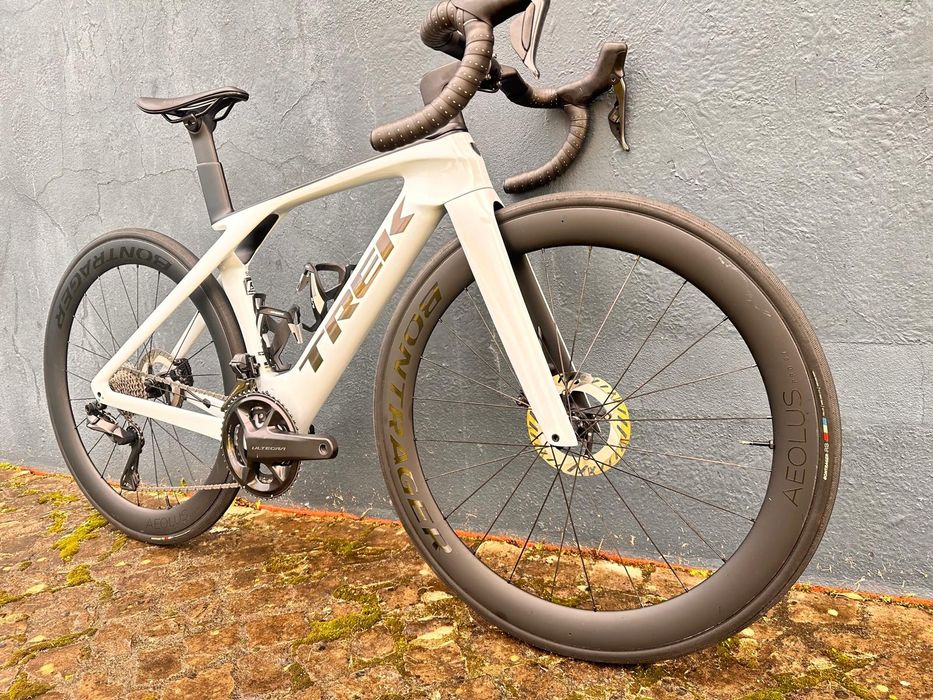 Bicicleta de estrada Trek Madone SL 7