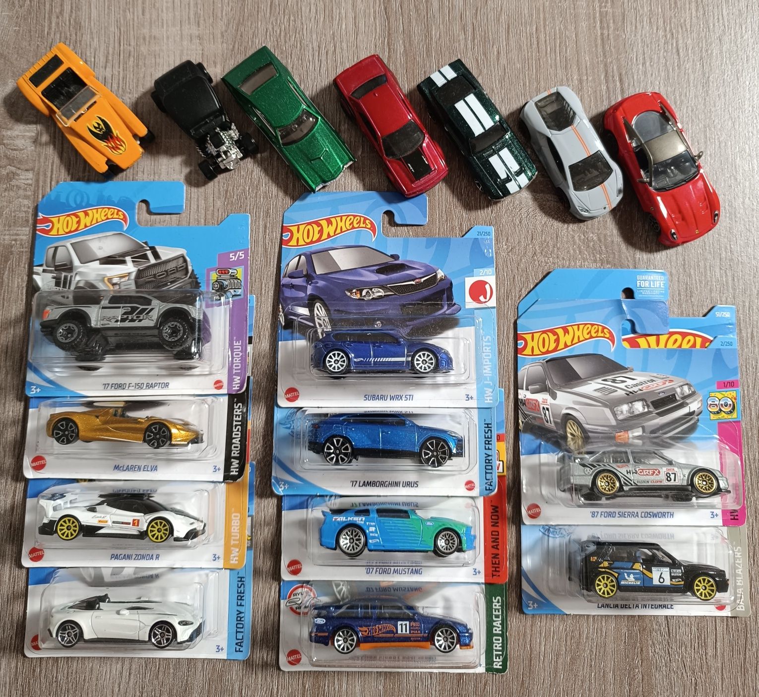 Hotwheels 1:64 vários