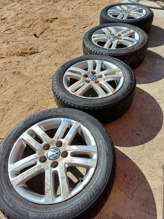 Felgi 16" 5x112 et50 6,5J VW Golf 6 Touran zima 205 55 R16 Bridgestone