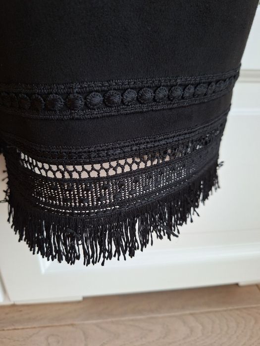Zara Czarny dłuższy żakiet bez zapięcis z frędzlami 36/S boho