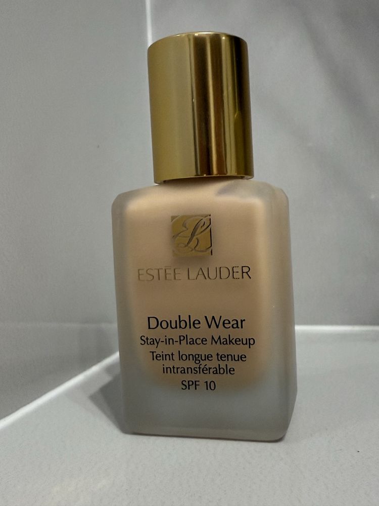 Podklad Estee Lauder 2N1