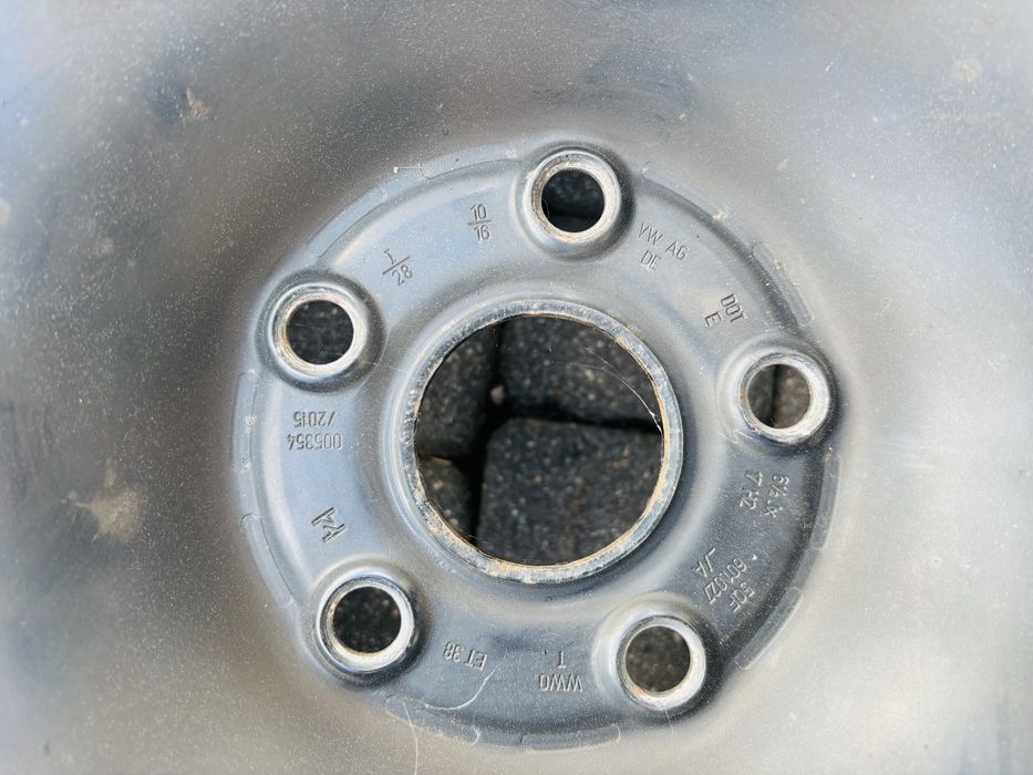 Koła zimowe 17 5x112 felgi opony zimowe VW Tiguan AUDI SKODA 215/65/17