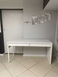 białe biurko dziecięce do pracy dwuosobowe IKEA Micke 142x50 cm