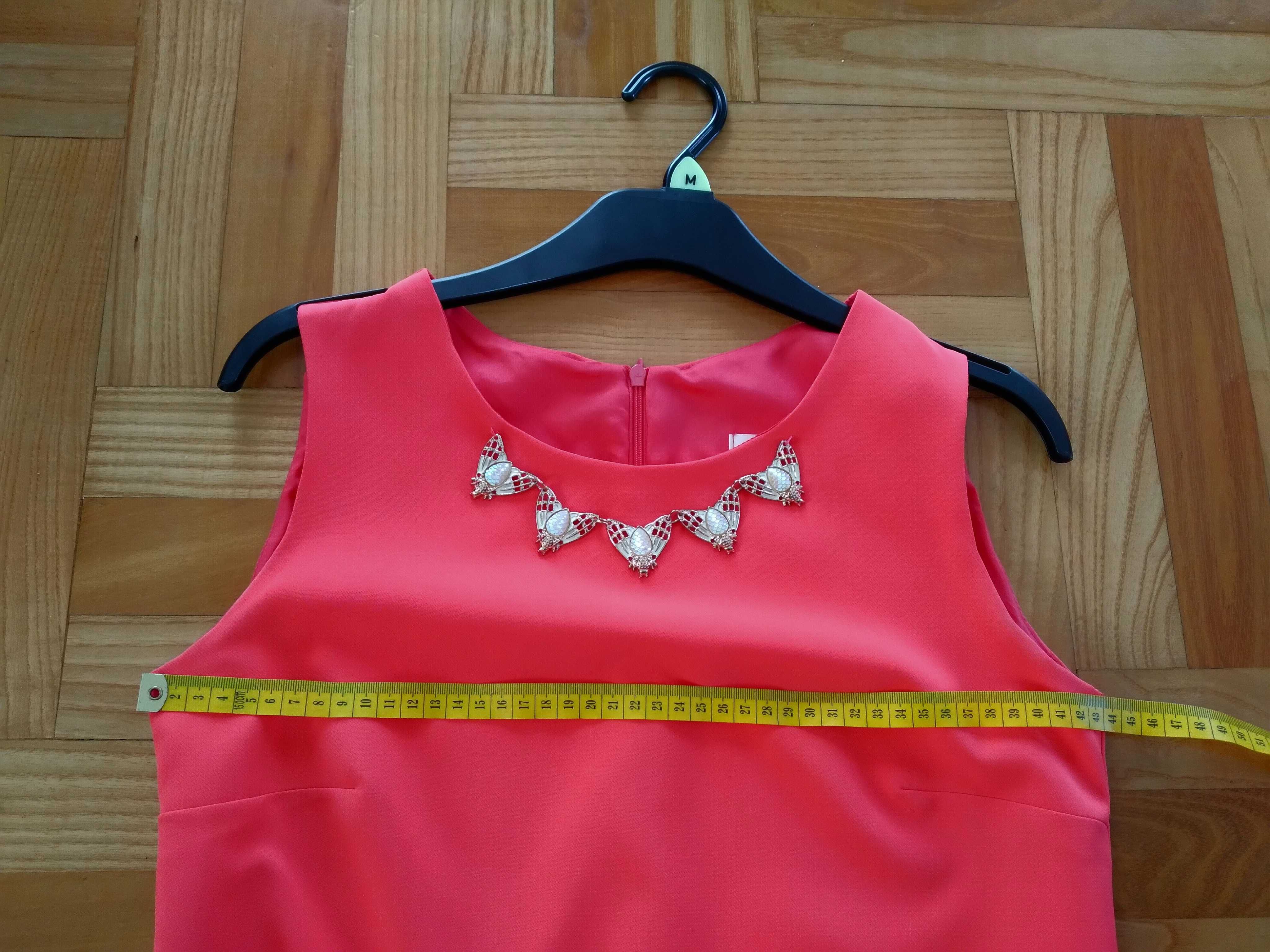 Sprzedam sukienkę elegancka  r.38