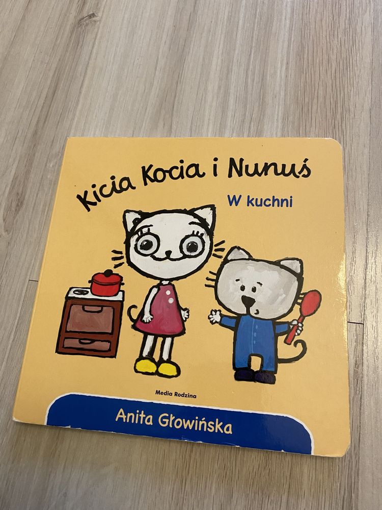 Kicia Kocia i Nunuś w kuchni