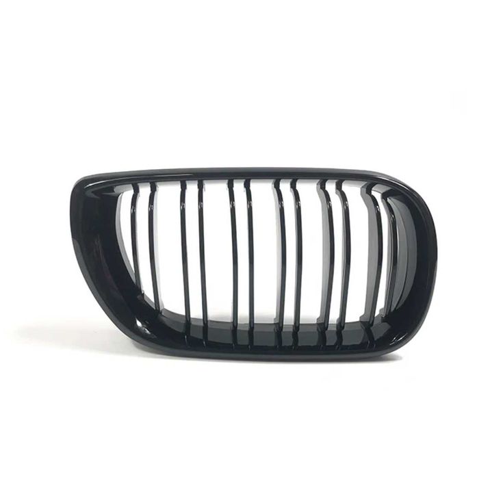 Решітки радіатора BMW E46 рестайлінгові подвійні ніздрі