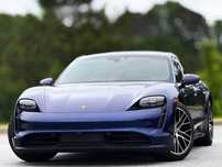 Porsche Taycan 4S      2022