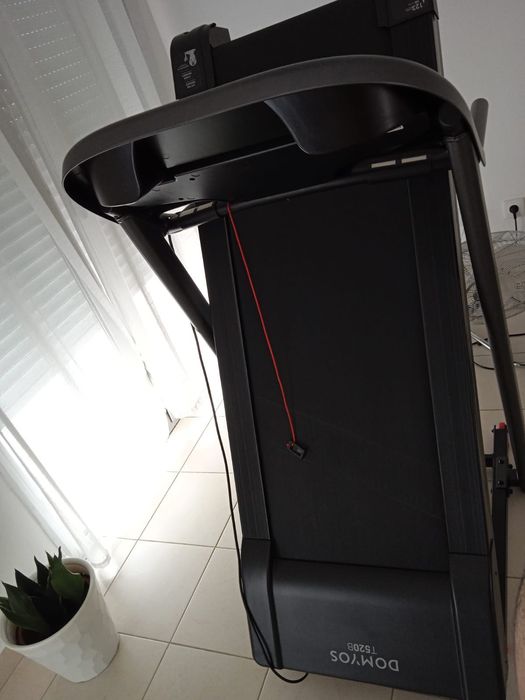 Vendo passadeira como nova sem marcas de uso.