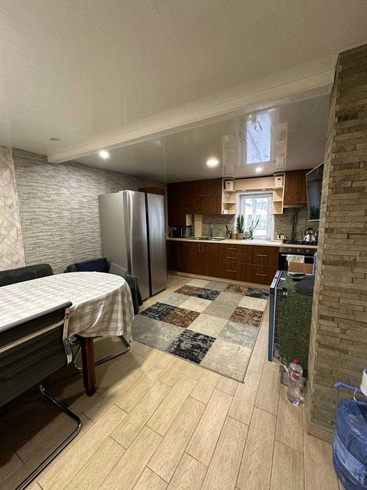 Продам будинок ж/м Таромське ( діївка )