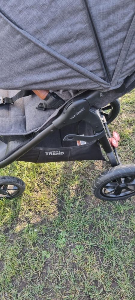 Wózek spacerowy Valco Baby Snap 4 – pompowane koła, lekki, niezawodny