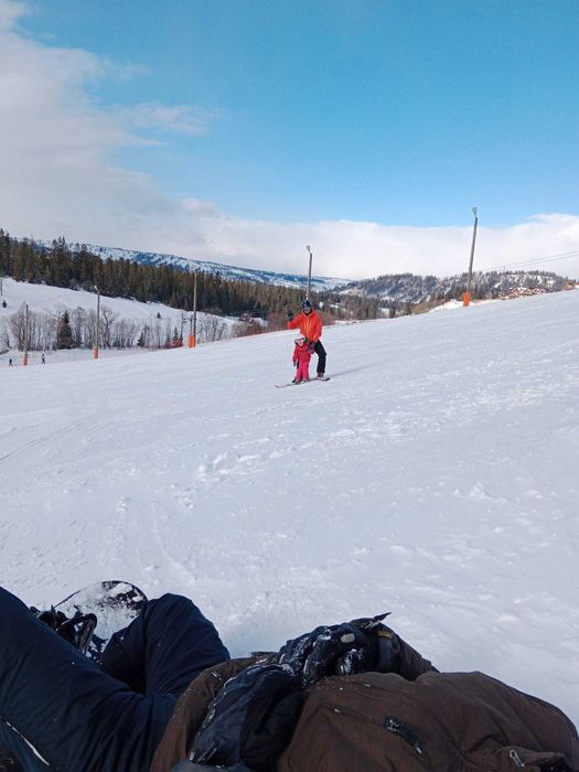 Instruktor narciarstwa nauczy każdego na Gorce Szczesliwickiej