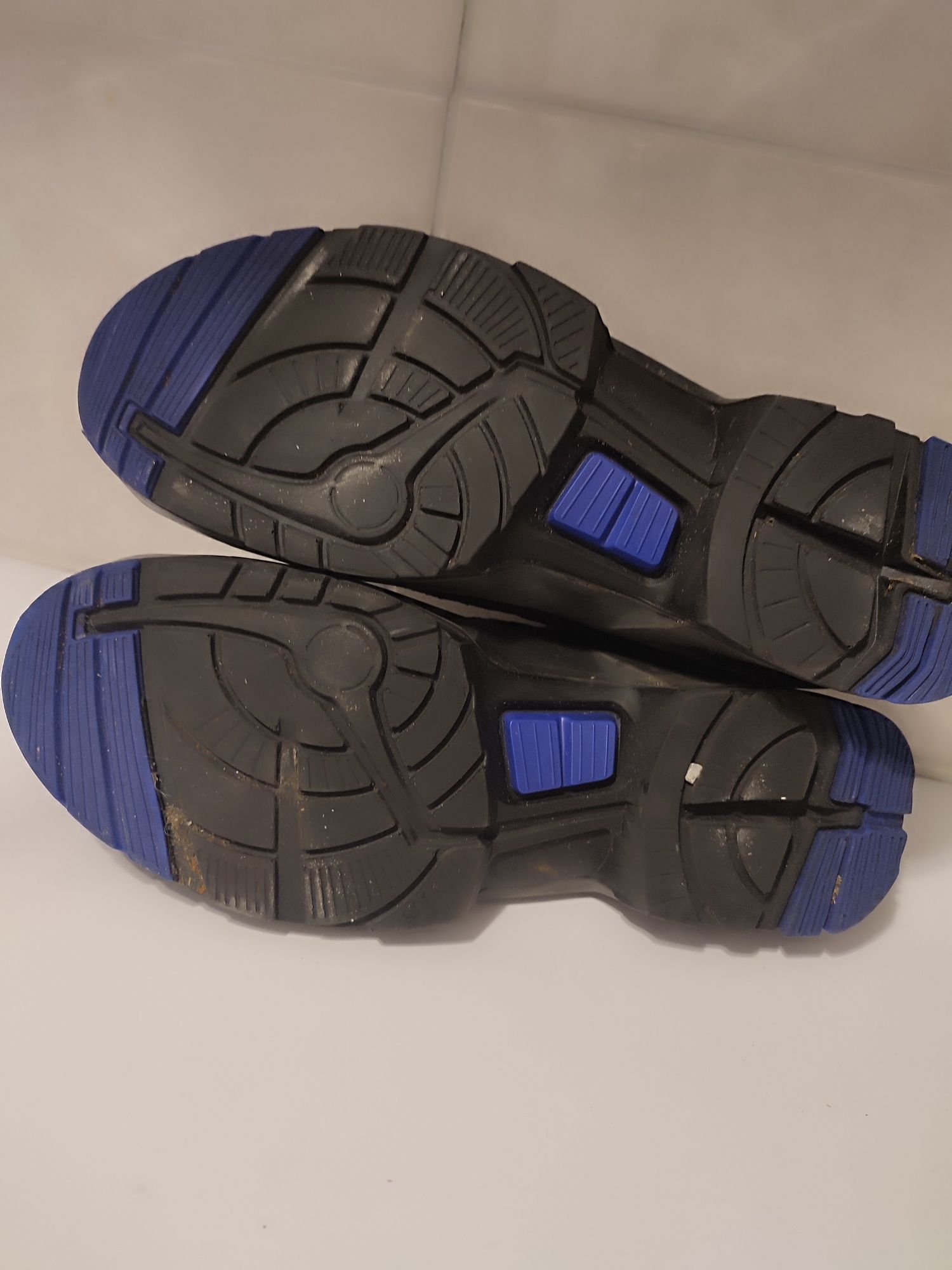Buty robocze trzewiki Uvex 39