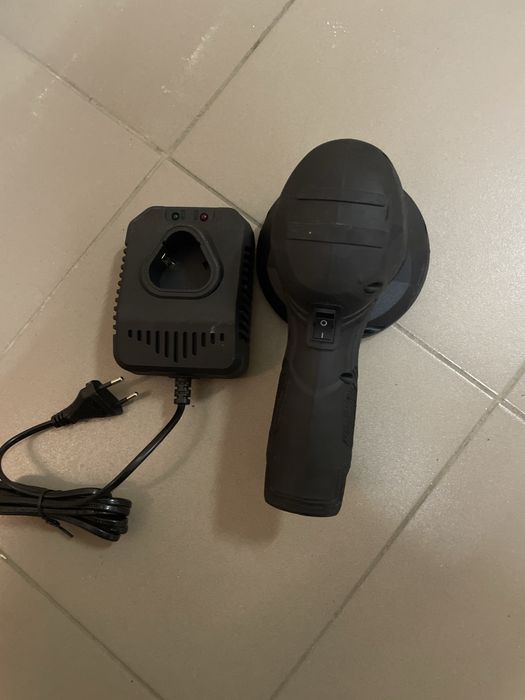 Полировочная машинка 12-V-Akku-Poliermaschine - 2000 mAh / Modell 2021