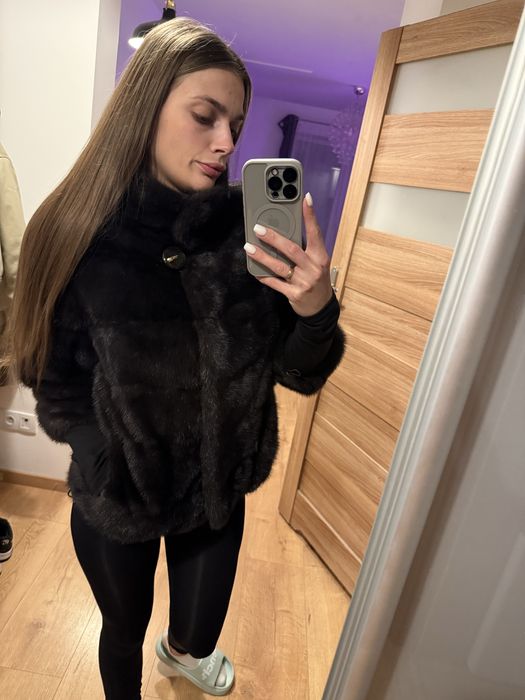 Futro z norek, krótki, rękaw 3/4