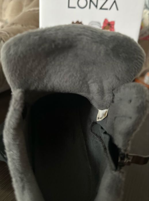 Кросівки утеплені жіночі