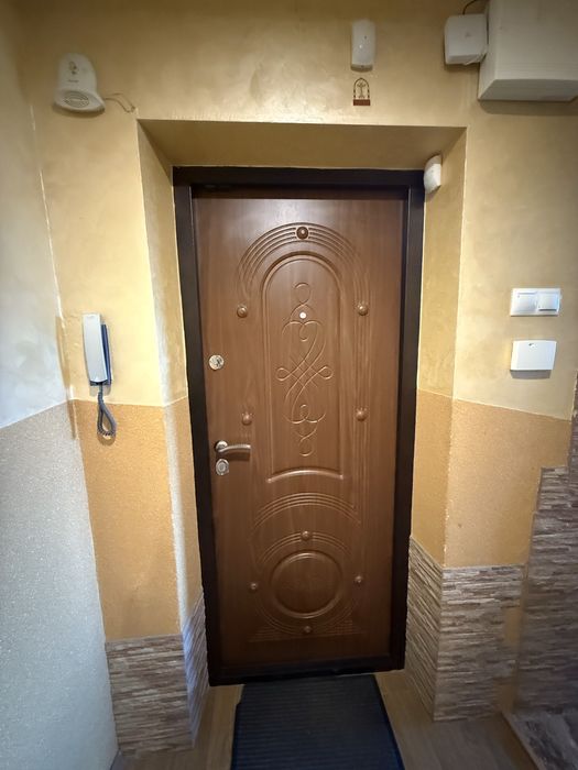 Продаж 3к квартири Молоді  33-квартал