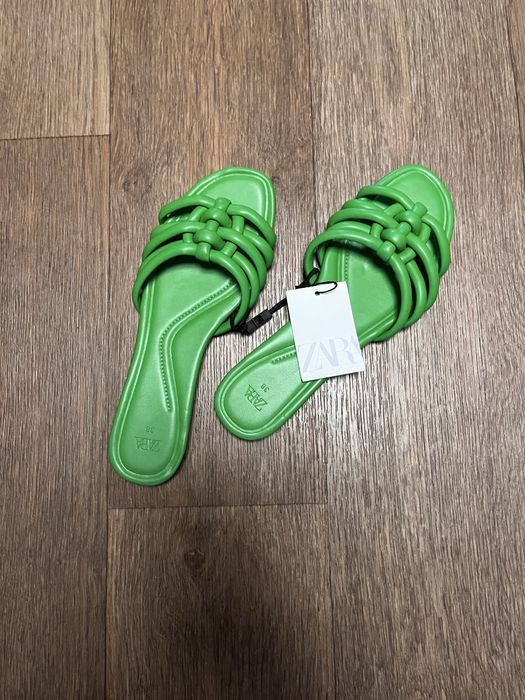 Оригинальные шлёпанцы ZARA 38 размер