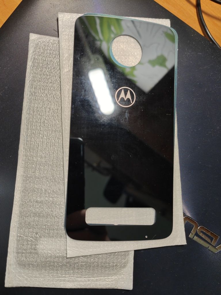 Motorola Moto Z2 Force, Z Play запчастини