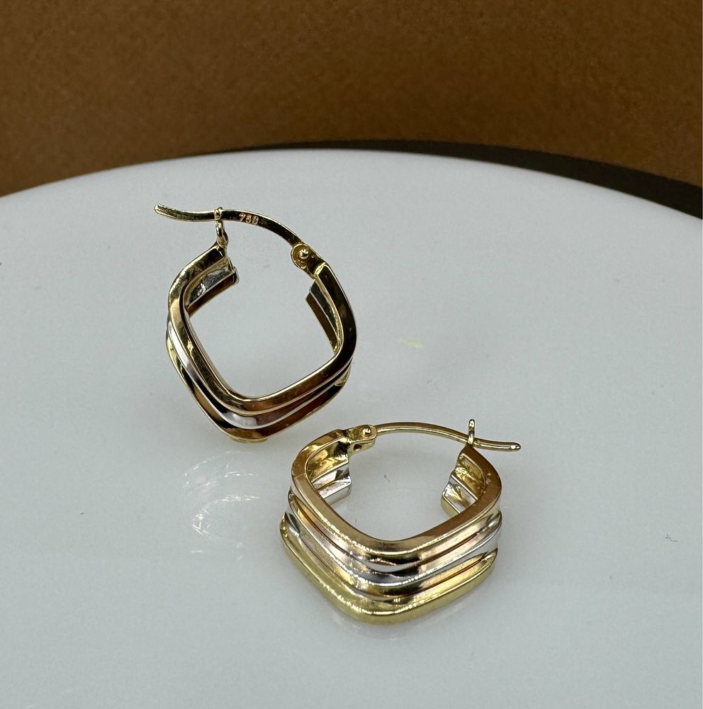 Золотые серьги 750