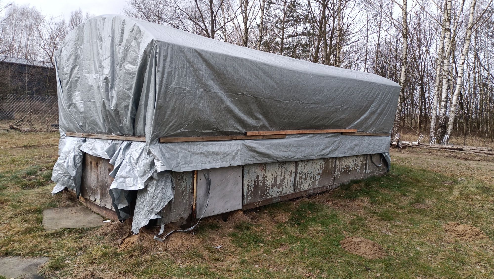 Barakowóz schowek na działkę 6 x 2,5m (do remontu)