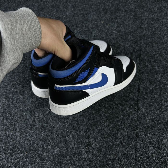 Nike air jordan 1 mid