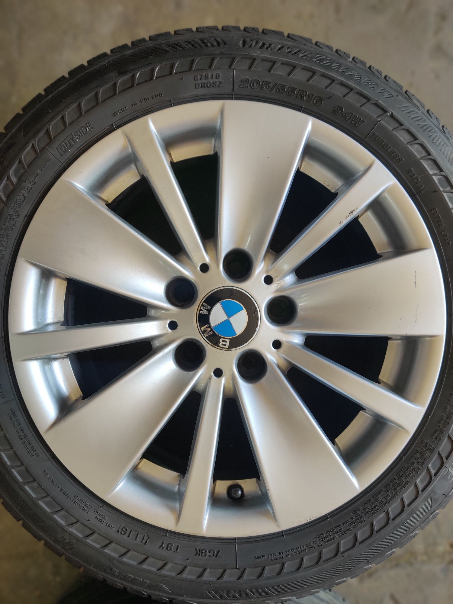 Продам колеса  R 16  BMW