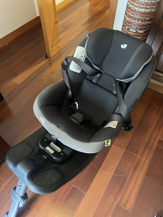 Cadeira Auto Joie com Suporte