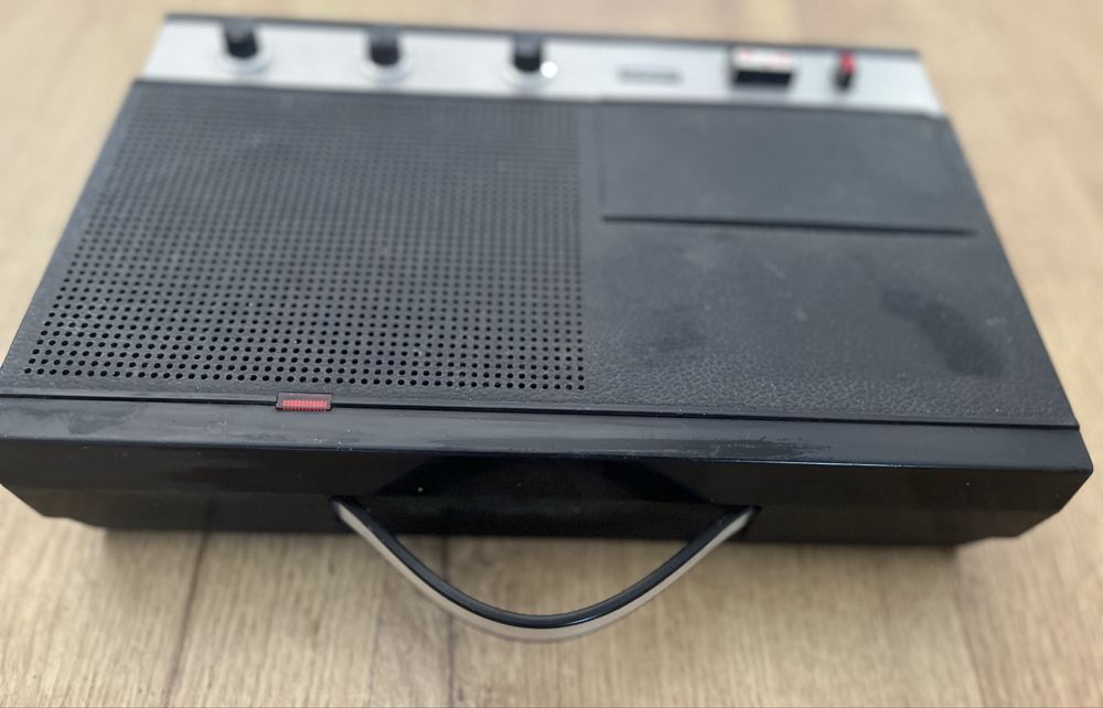 Leitor de cassetes Siera