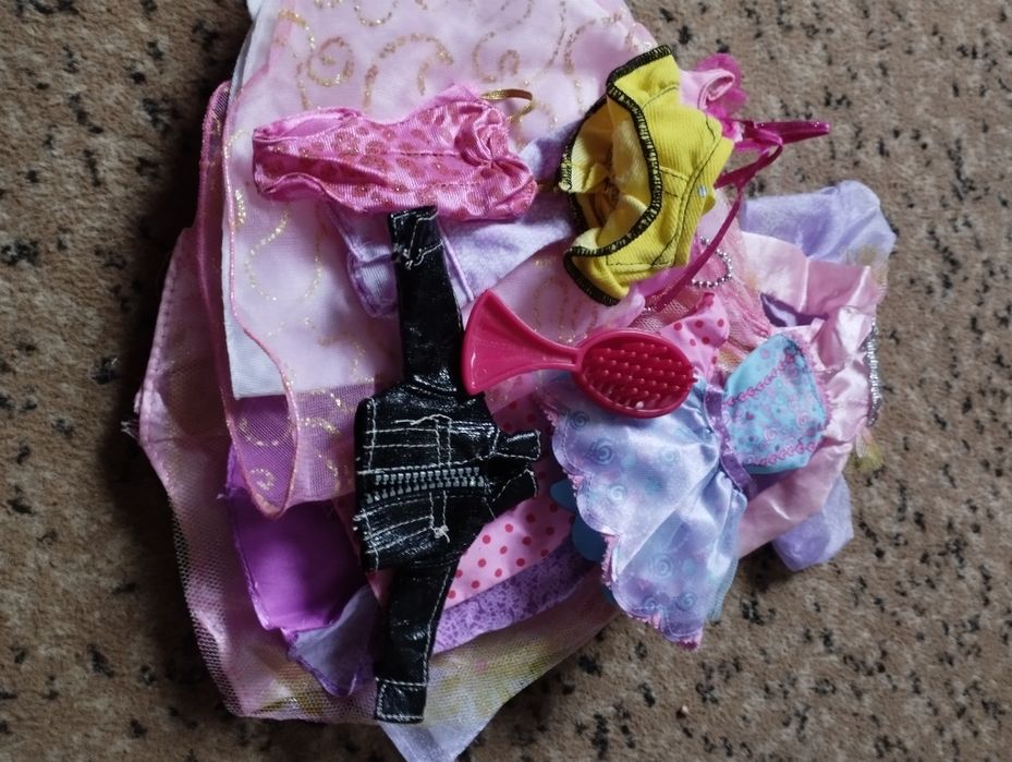 Одежда для куклы Барби